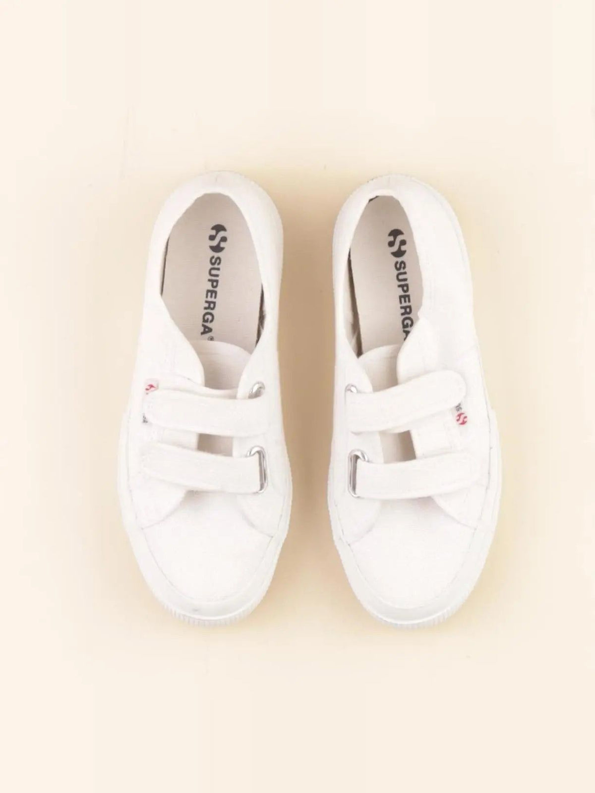 Tennis à scratch/ lacets blanc