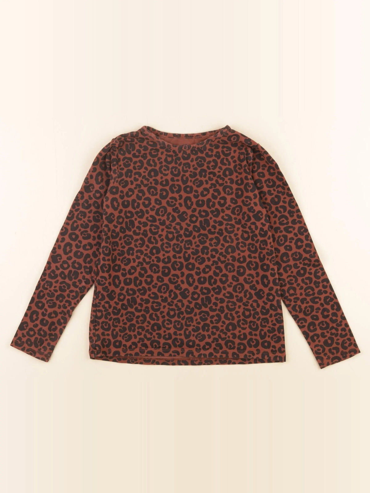 Tee-shirt marron, noir