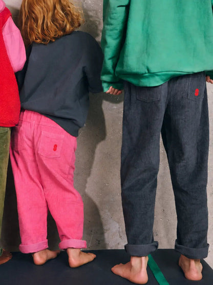 Le pantalon velours rose bonbon
