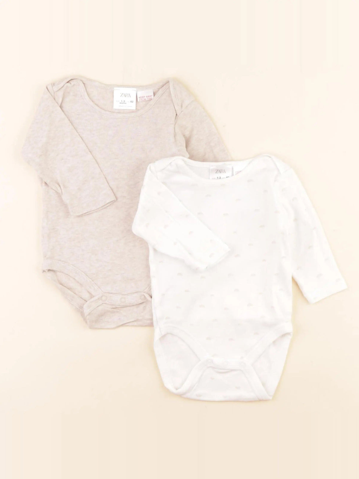 Lot de 2 bodies en coton blanc, beige