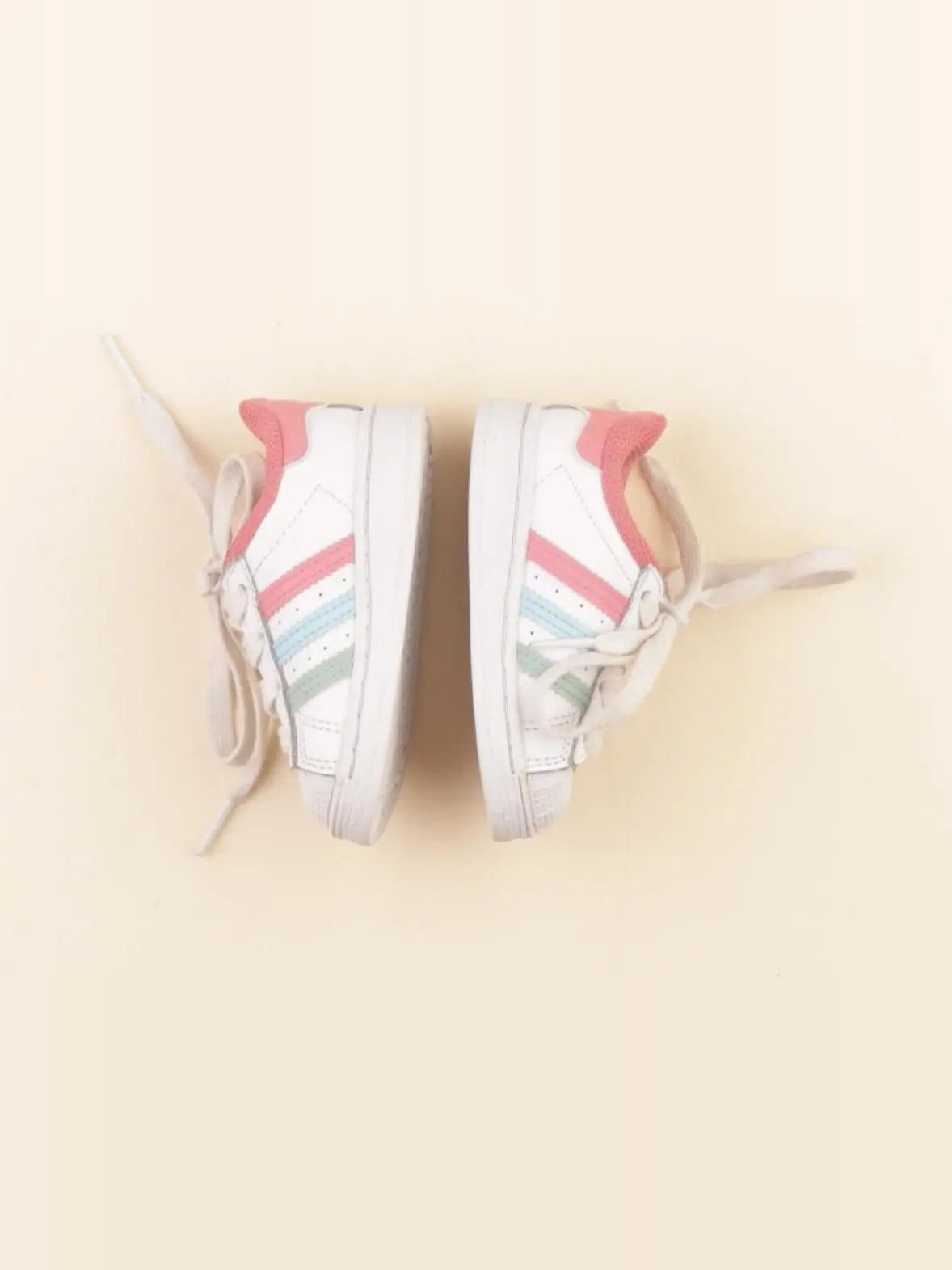 Baskets blanc