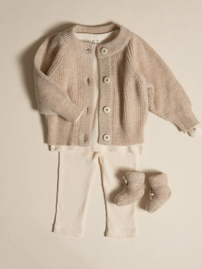 Le gilet bébé 100% laine beige nougat