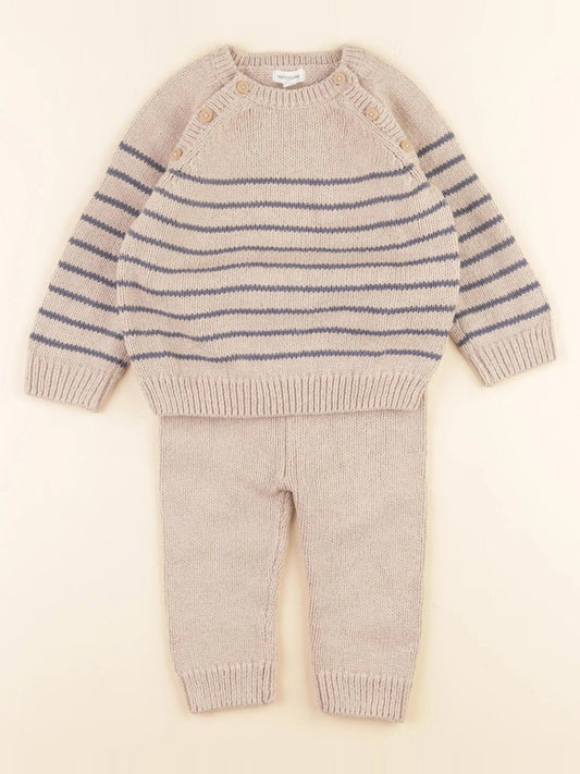 Ensemble gris