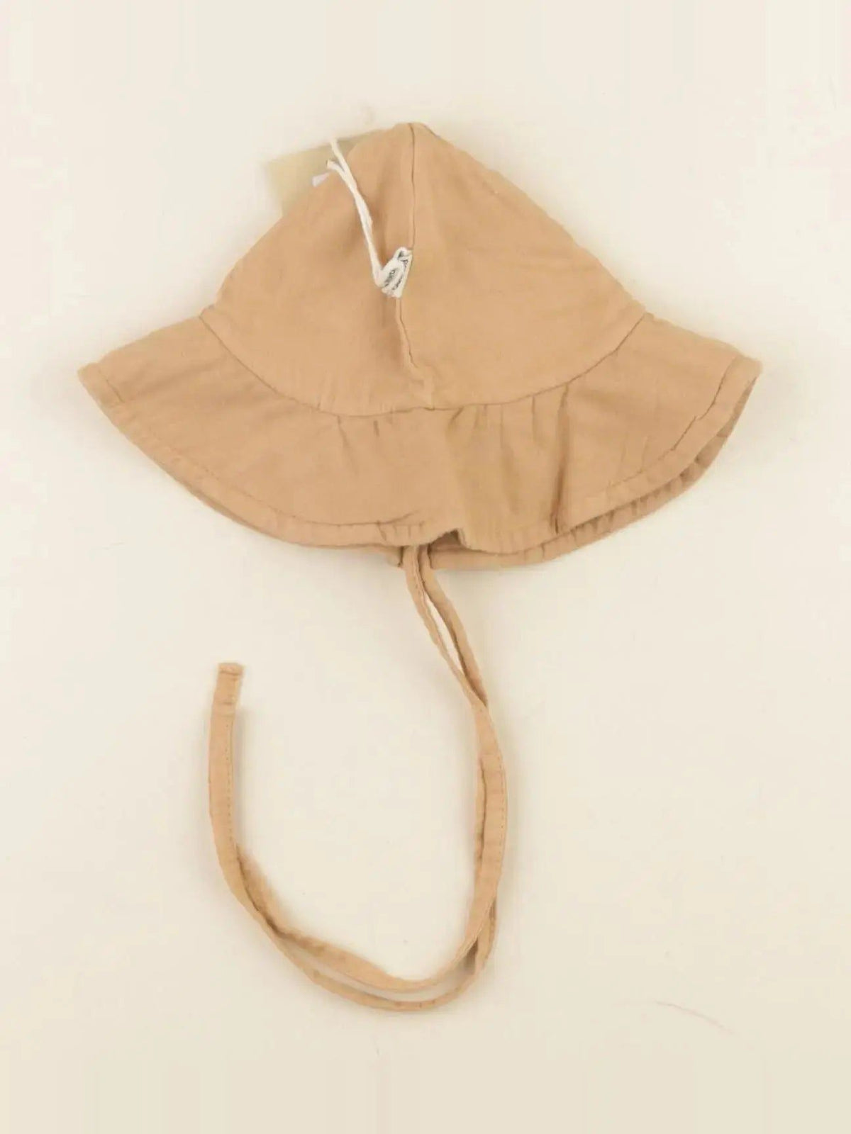 Chapeau pivoine  marron tan