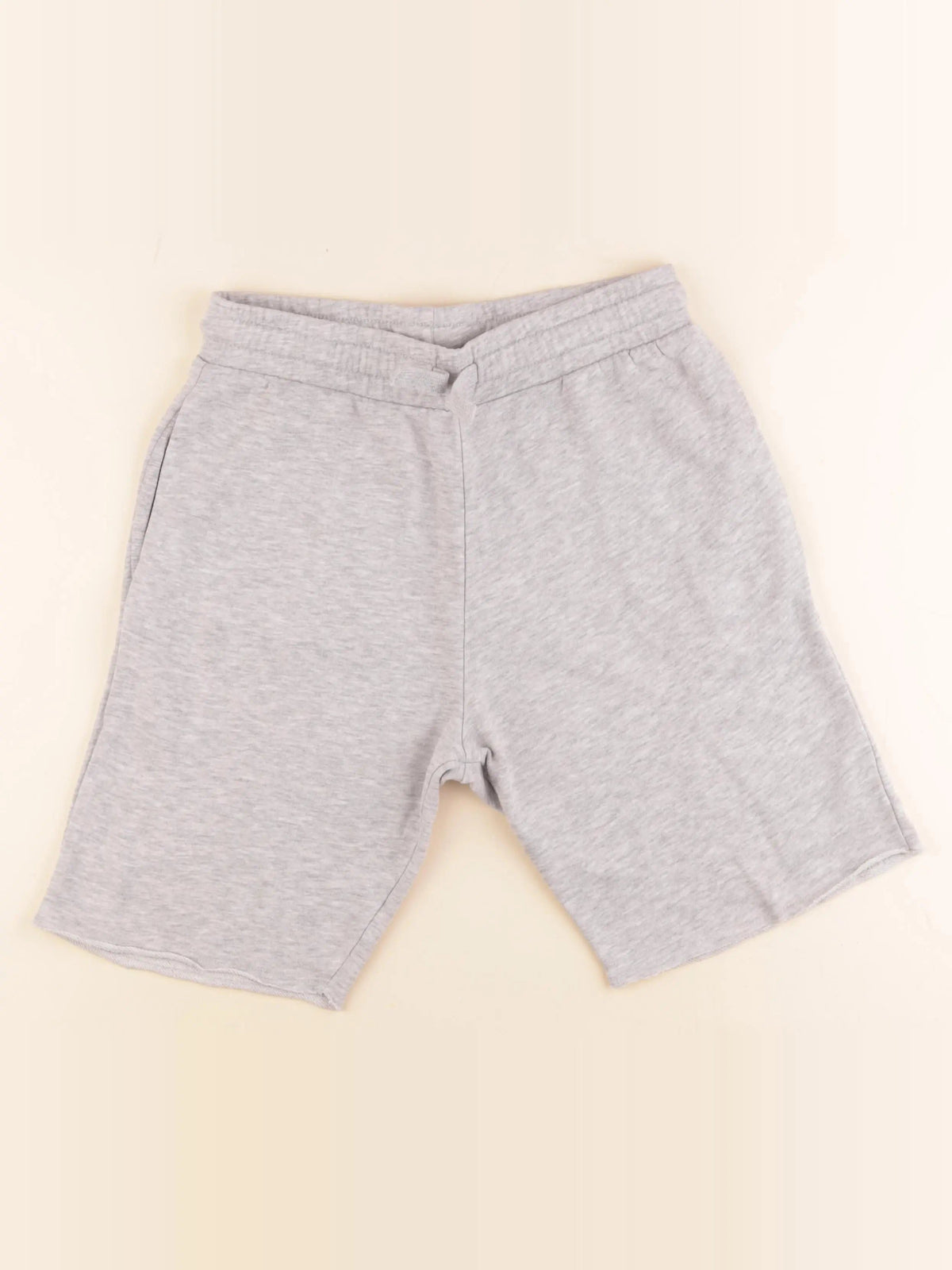 Short gris