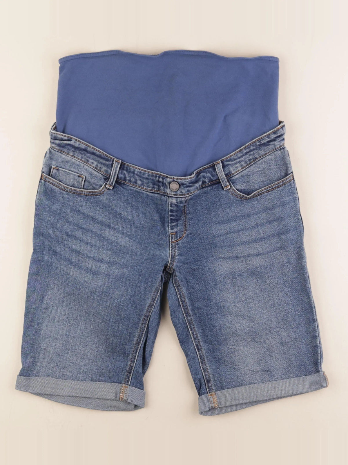 Short grossesse bleu