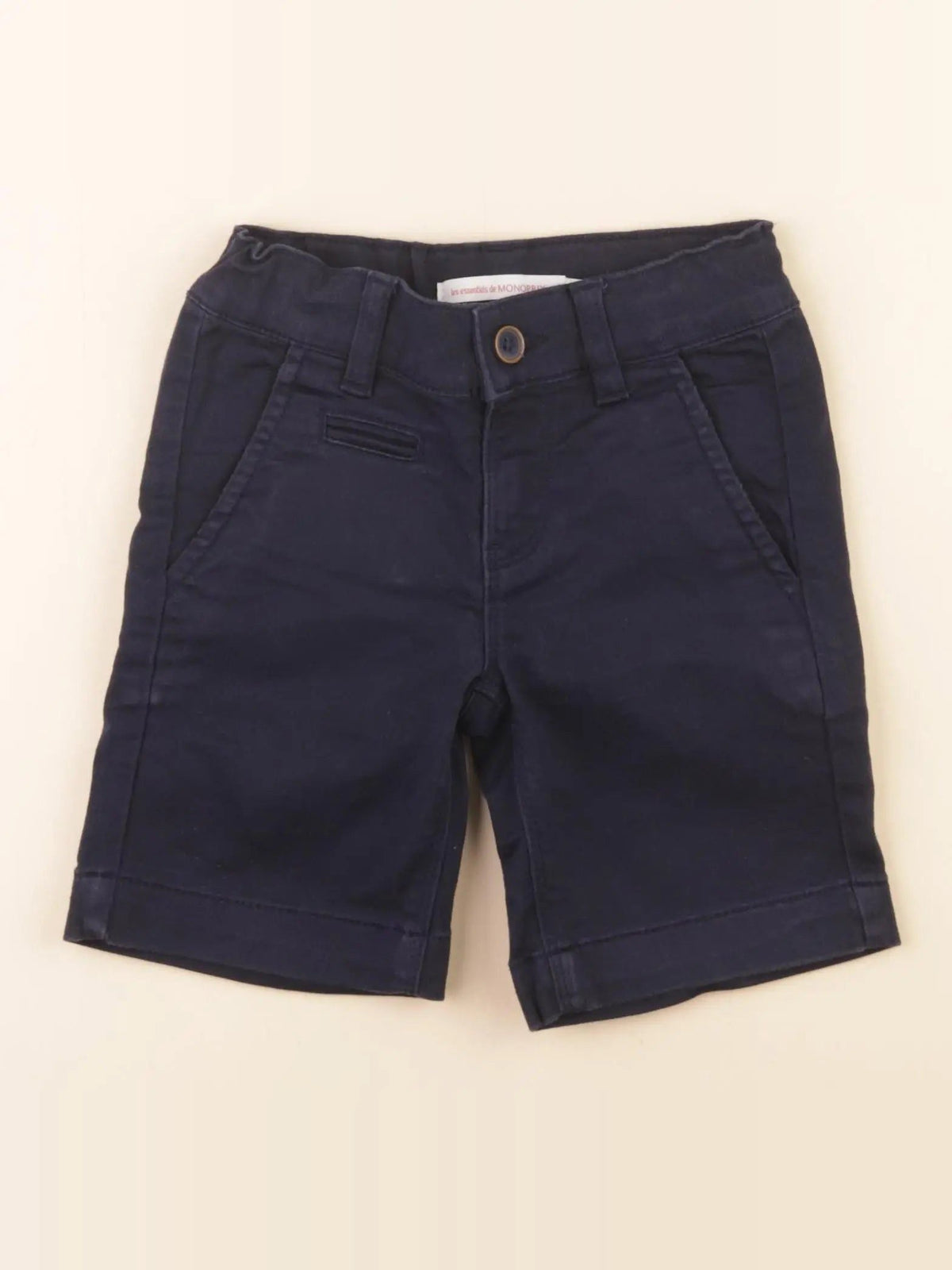 Short bleu